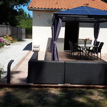 Holiday home Saint-michel-escalus, 3 Pieces, 4 Personnes - Fr-1-360-482 *